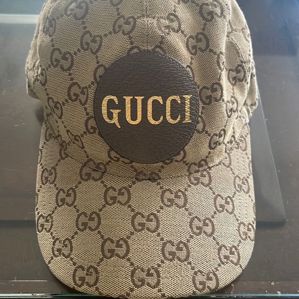 Gucci adjustable hat